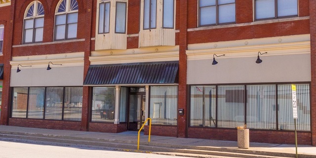 Storefront Glass Repair, Replacement & Installation in Virginia